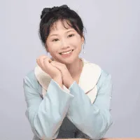 自律女孩小月